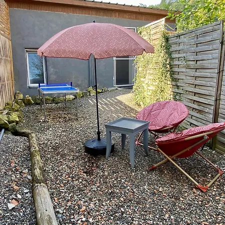 Petite Maison Au Calme Avec Jardin Cloture Les Animaux Bienvenue 別荘