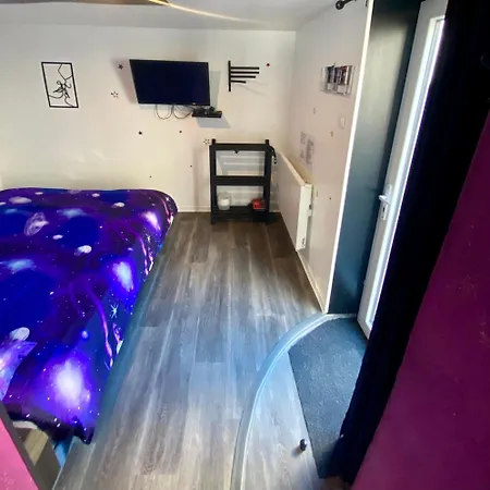 Holiday home Petite Maison Au Calme Avec Jardin Cloture Les Animaux Bienvenue