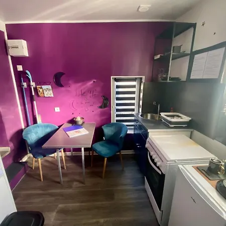 Semesterbostad Petite Maison Au Calme Avec Jardin Cloture Les Animaux Bienvenue Mollau
