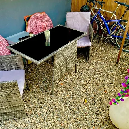 Petite Maison Au Calme Avec Jardin Cloture Les Animaux Bienvenue